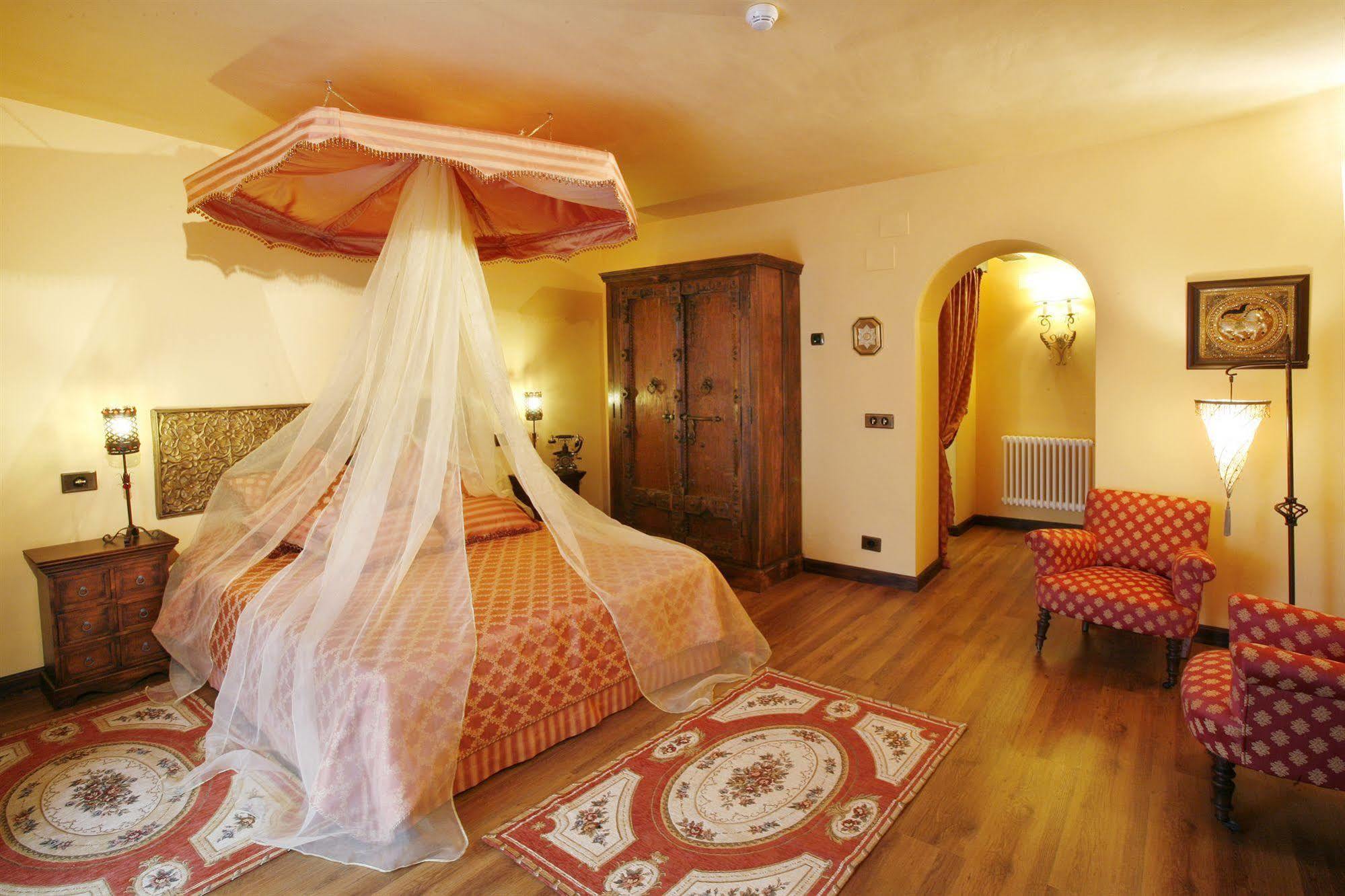 Hotel Boutique Real Casona De Las Amas Azofra Room photo